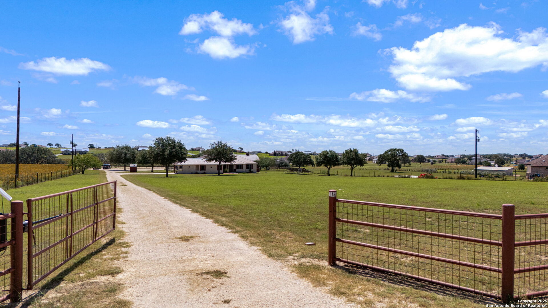 119 Scenic Hills