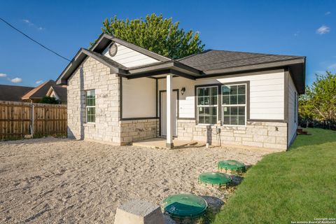 A home in Canyon Lake