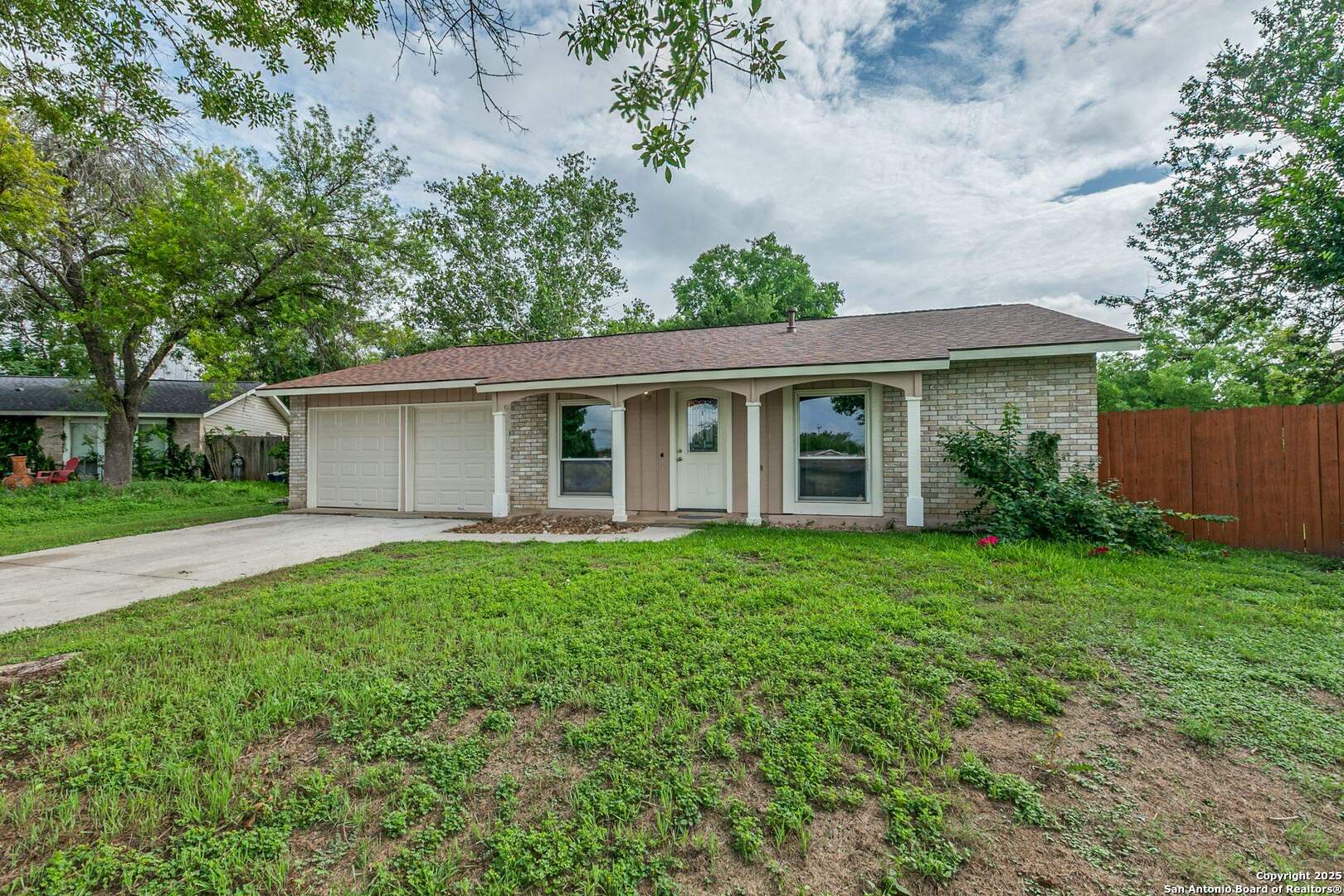 7622 Gnarled Oak