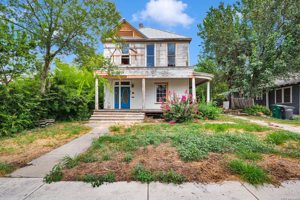 Photo of 611 Mason, San Antonio, TX 78208 (MLS # 2005764)