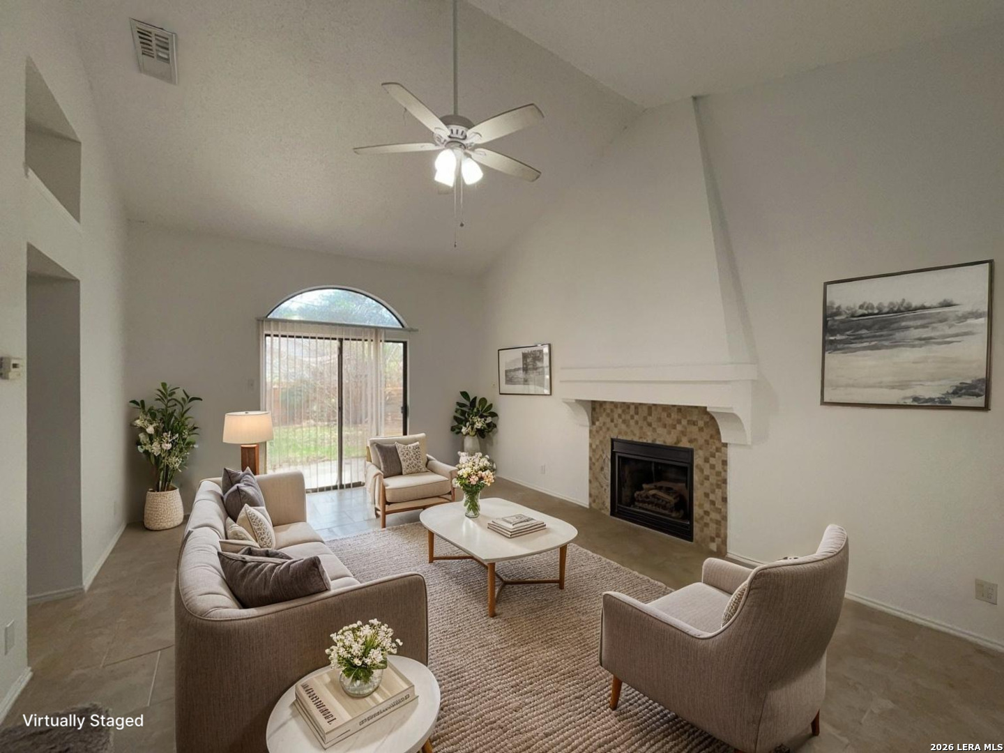6202 Valley Cliff