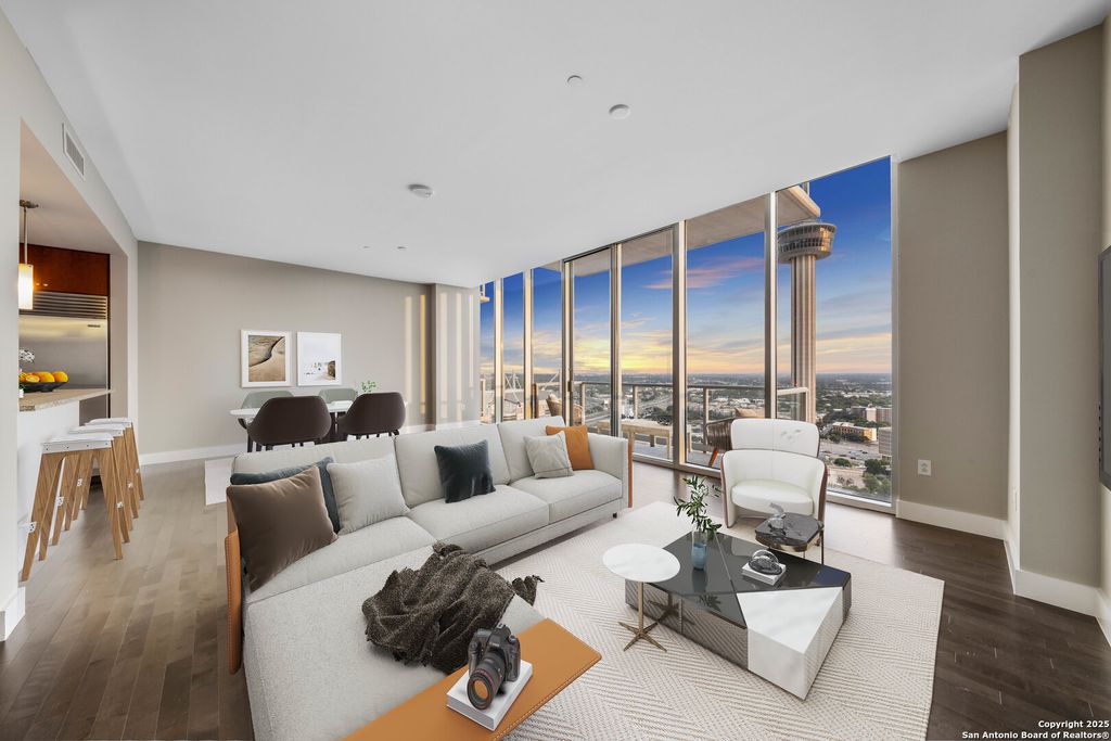 Photo of 610 E Market UNIT 2715, San Antonio, TX 78205 (MLS # 1909829)