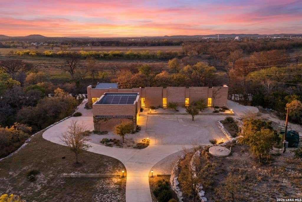 Photo of 115 Seale Hill, Comfort, TX 78013 (MLS # 1938713)
