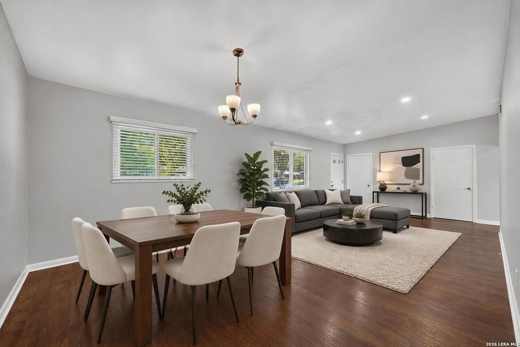 Photo of 515 CAVE LN, San Antonio, TX 78209 (MLS # 2019534)