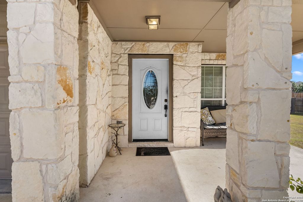Photo of 2836 Granite Cove, New Braunfels, TX 78130 (MLS # 1921776)
