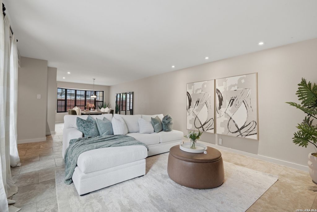 Photo of 7711 Callaghan APT 301 #APT 301, San Antonio, TX 78229 (MLS # 1959544)