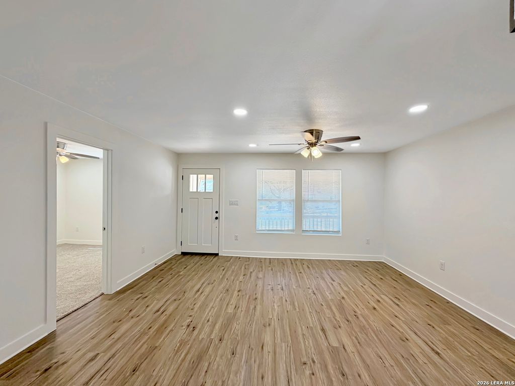 Photo of 1609 Fresno, San Antonio, TX 78201 (MLS # 1956454)