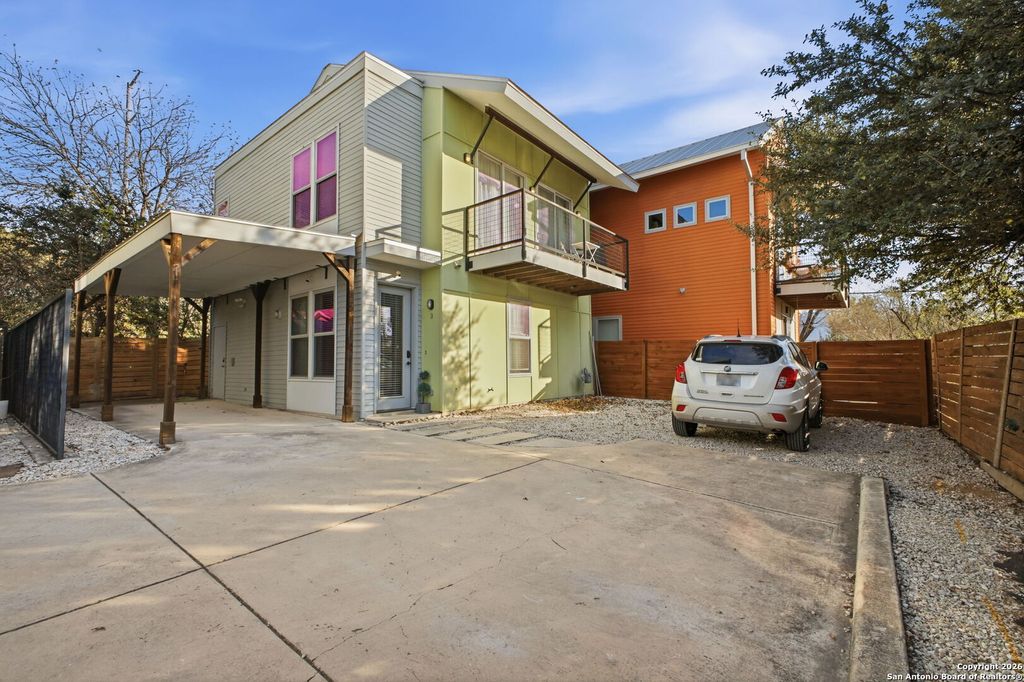 Photo of 422 Hays St #3, San Antonio, TX 78202 (MLS # 1931578)