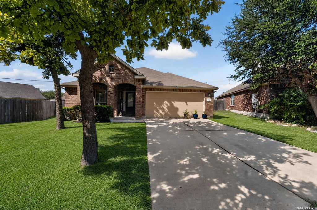 Photo of 620 SADDLEHORN WAY, Cibolo, TX 78108 (MLS # 2015551)