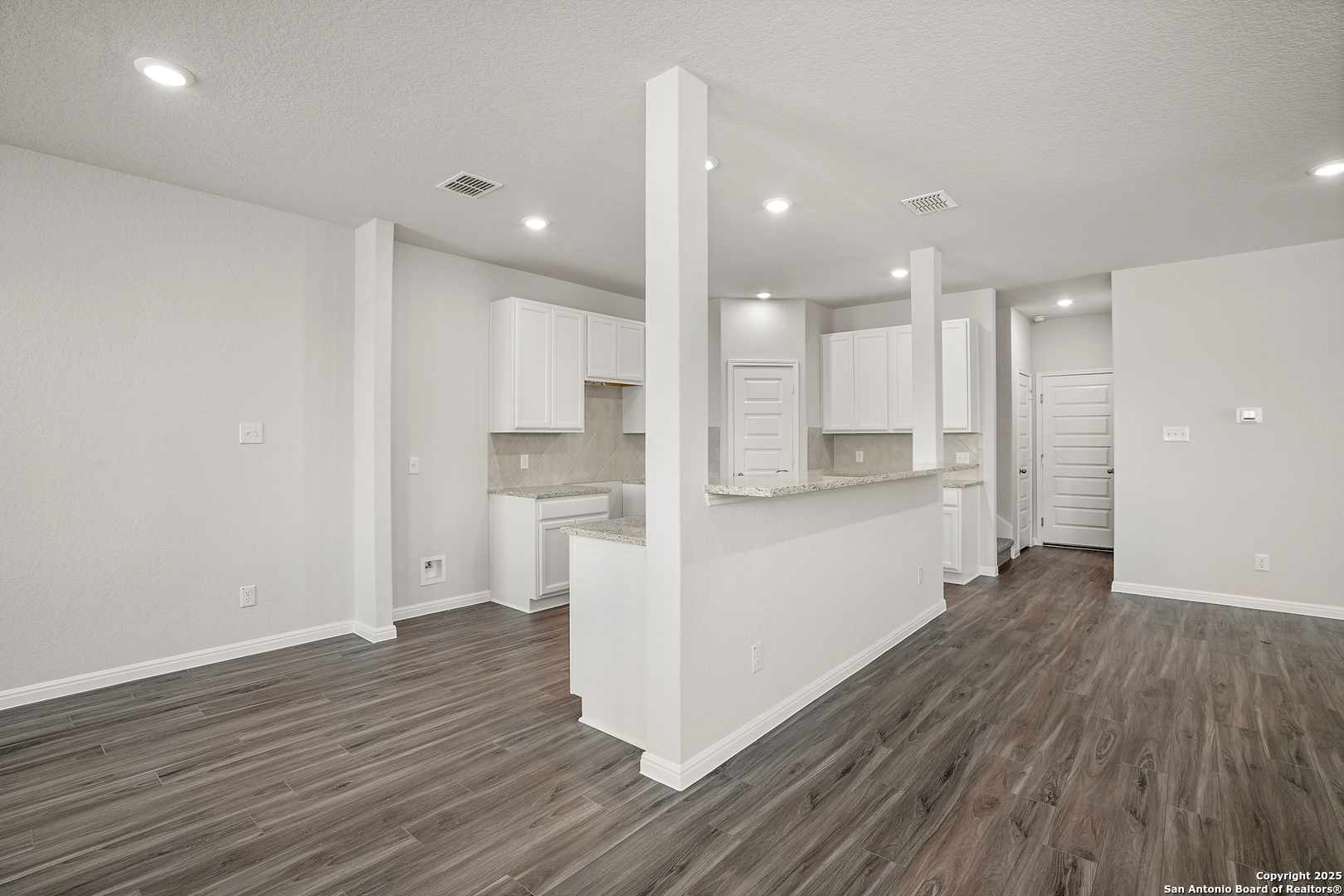 4259 Ametrine Way