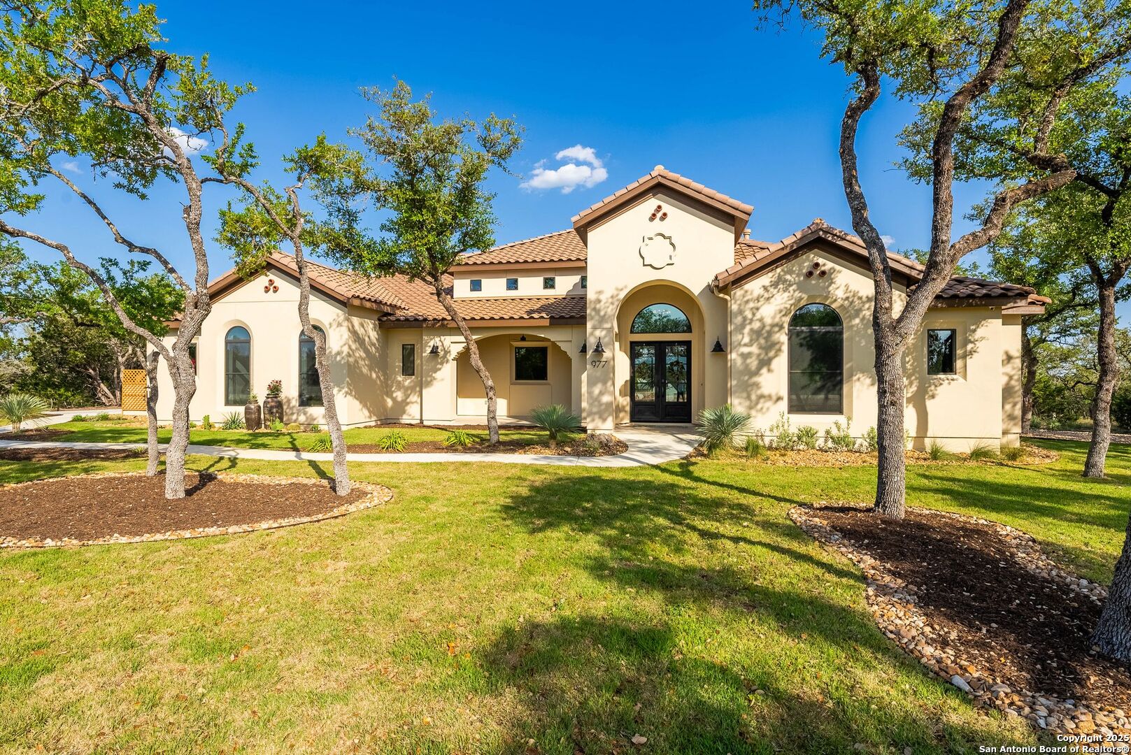 977 Scarlett Ridge Dr
