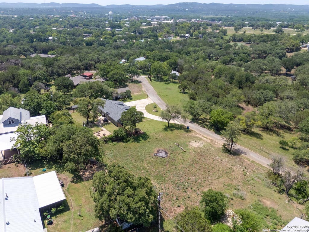 Photo of 314 Cherokee Dr, Bandera, TX 78003 (MLS # 1886508)