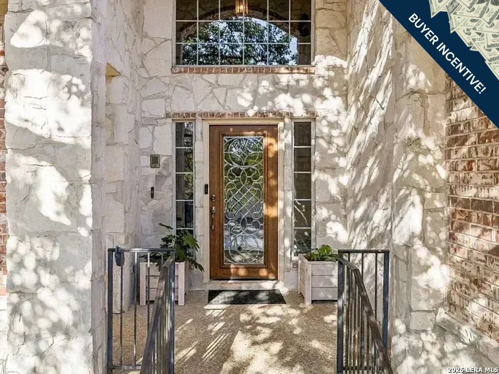 Photo of 611 Enchanted Way, San Antonio, TX 78260 (MLS # 1938518)