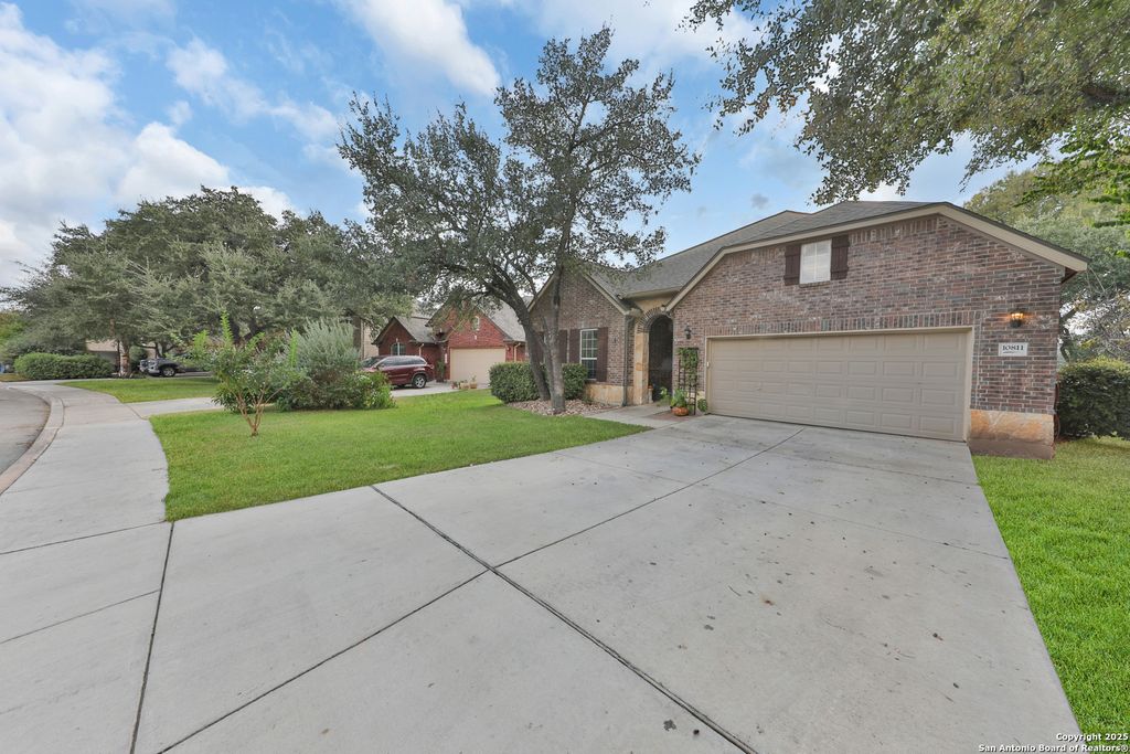 Photo of 10811 Newcroft, Helotes, TX 78023 (MLS # 1914496)