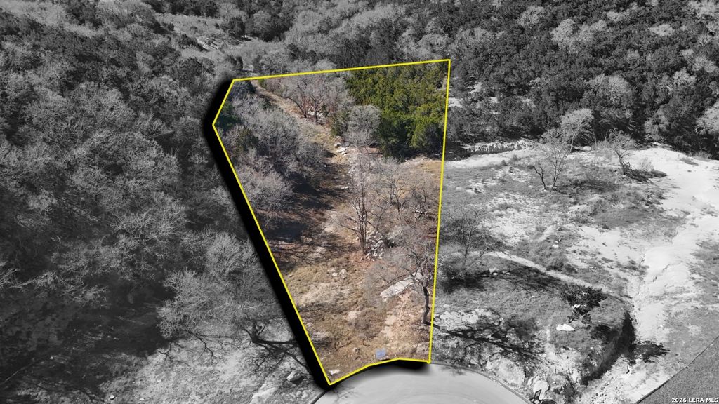 Photo of 179 Heartland Ln, Boerne, TX 78006 (MLS # 1938342)