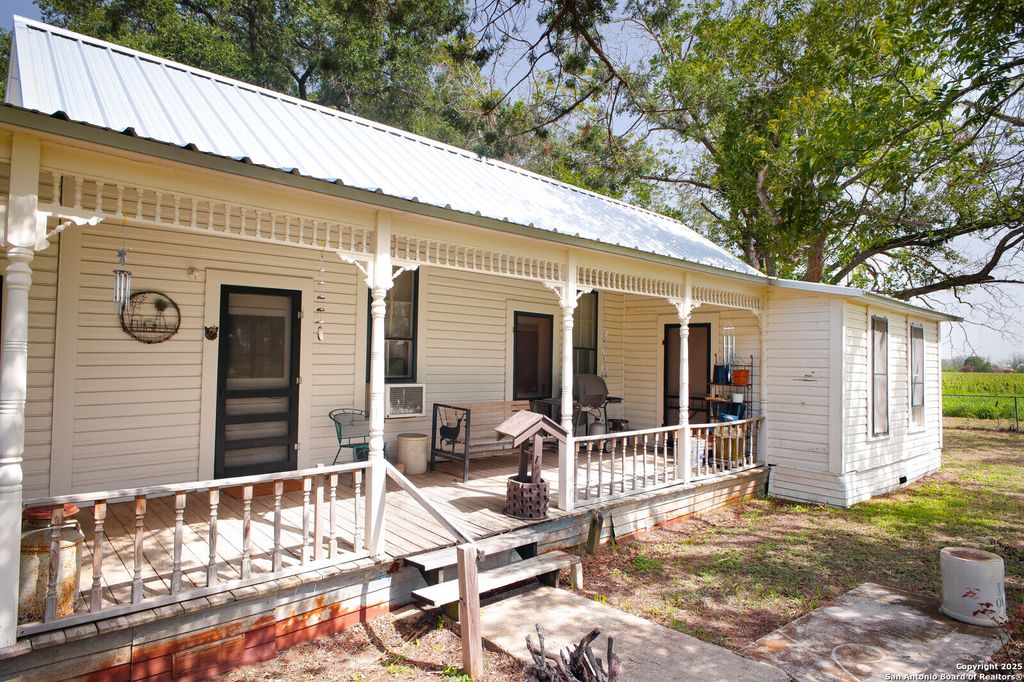 Photo of 4901 Lower Seguin, Cibolo, TX 78108 (MLS # 1863203)