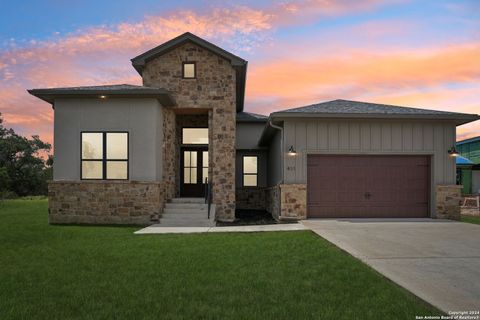 A home in Blanco