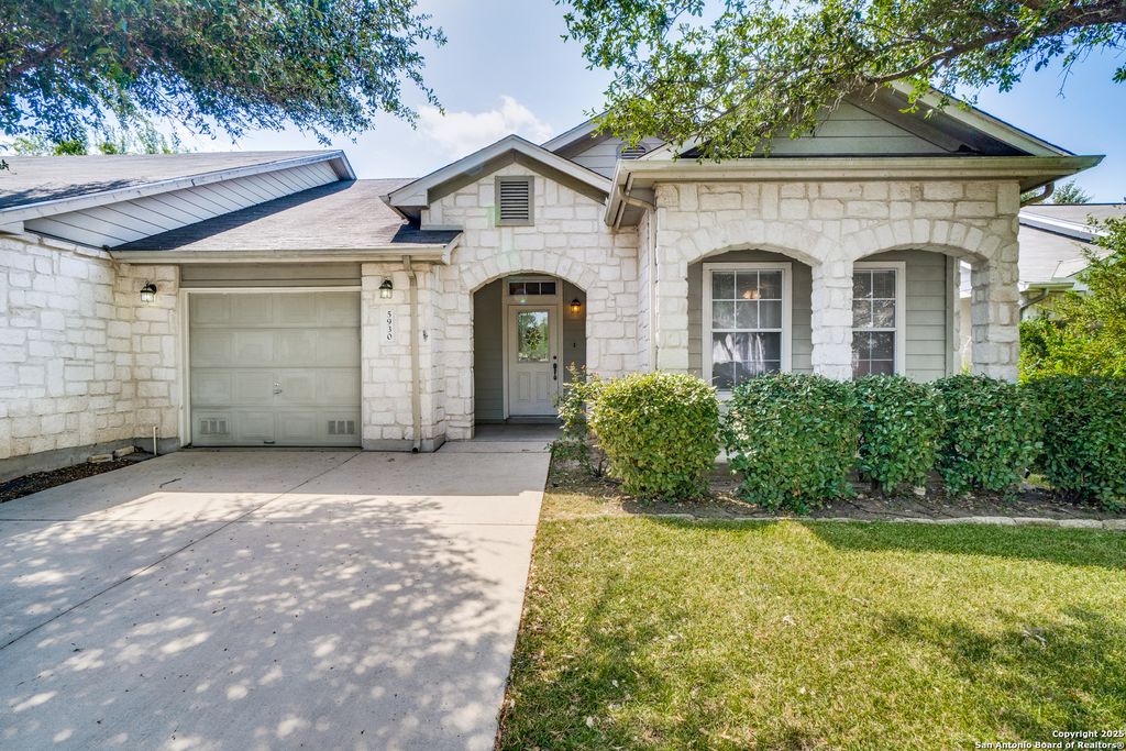 Photo of 5930 Wexford Brook, San Antonio, TX 78240 (MLS # 1927262)