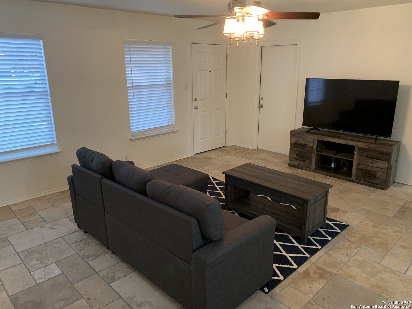 10615 SHAENVIEW
