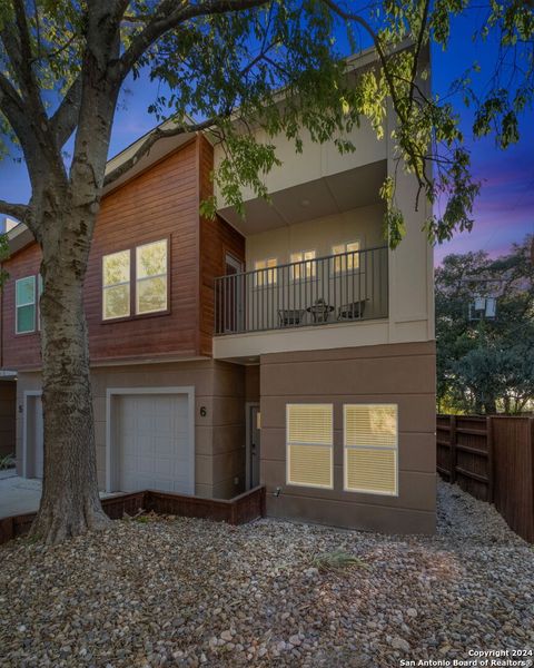 A home in Terrell Hills