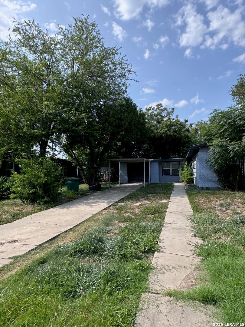 Photo of 211 CRESHAM DR, San Antonio, TX 78218 (MLS # 2007458)