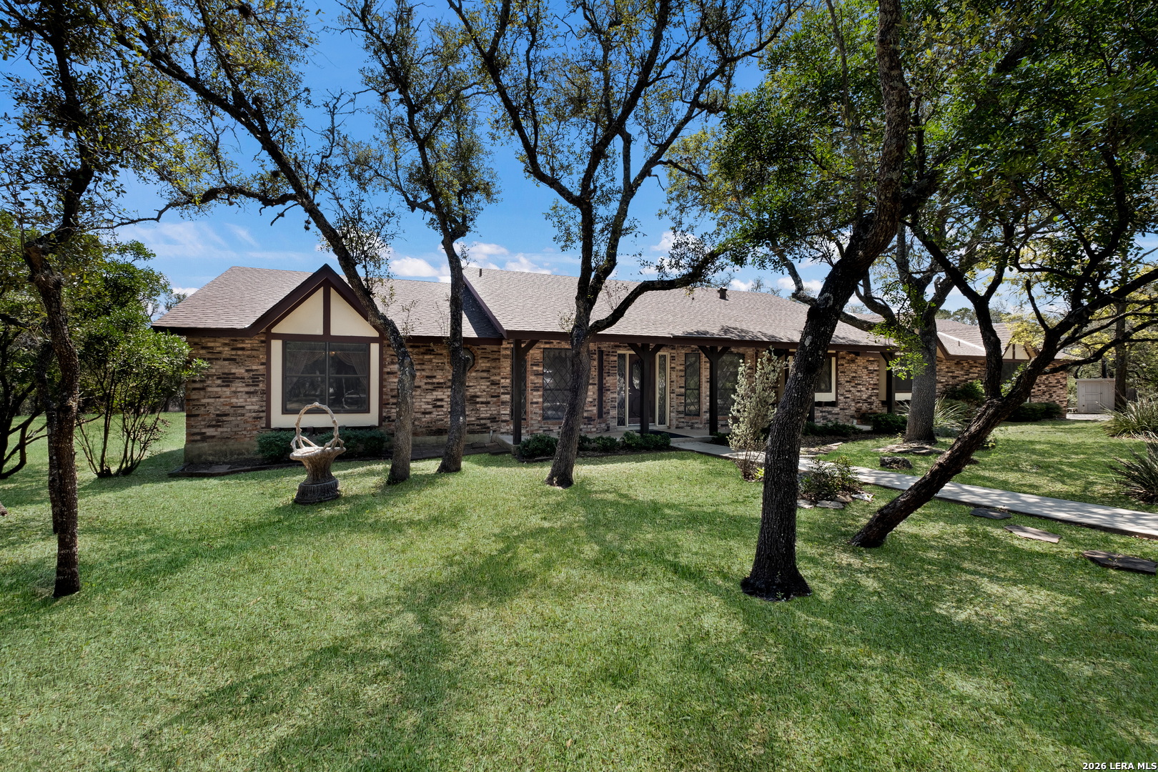 19824 chimney creek