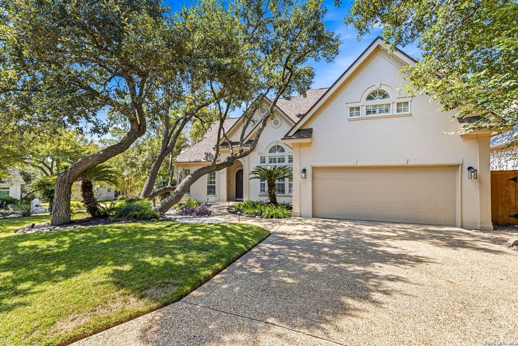 Photo of 17311 FOUNTAIN BLUFF DR, San Antonio, TX 78248 (MLS # 2023701)