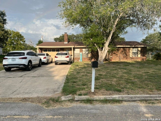 Photo of 504 Low Meadow, Pleasanton, TX 78064 (MLS # 2007137)
