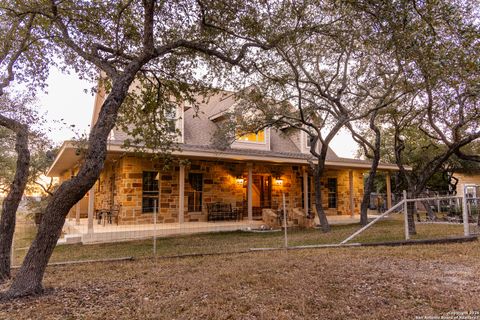 488 Phillip Pipe Creek TX 78063