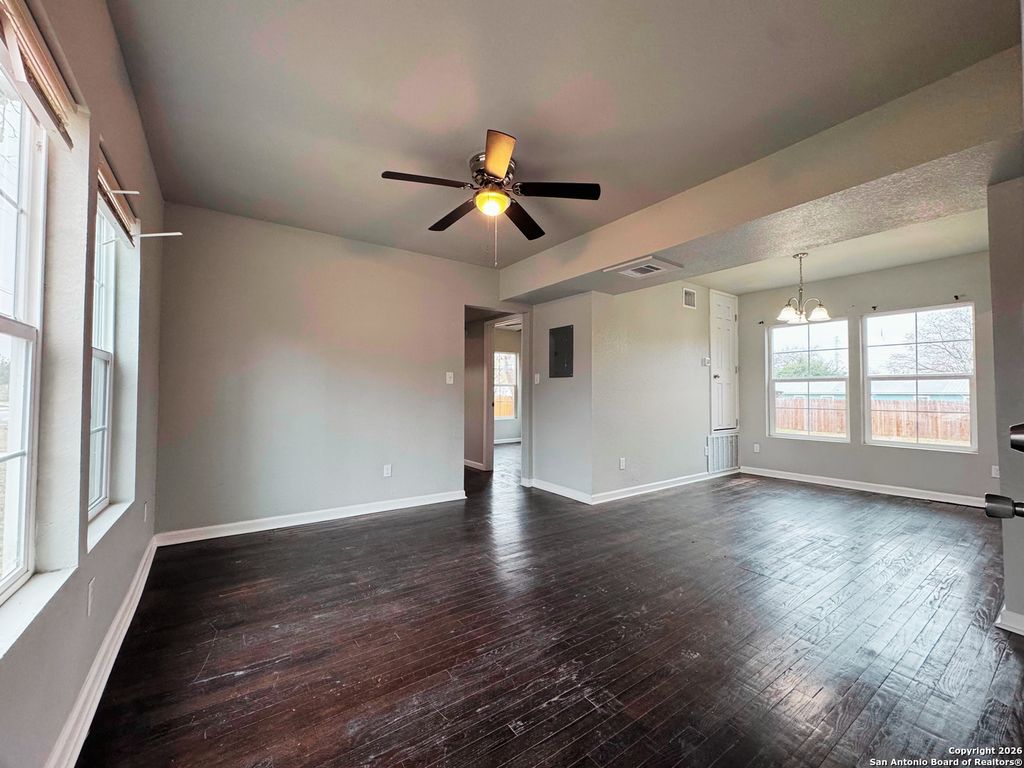 Photo of 2815 S Pine, San Antonio, TX 78210 (MLS # 1932953)
