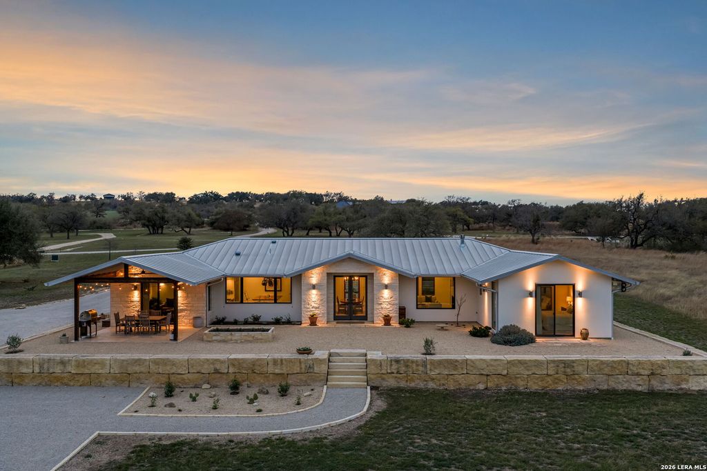 Photo of 1808 Axis Circle, Fredericksburg, TX 78624 (MLS # 1948398)