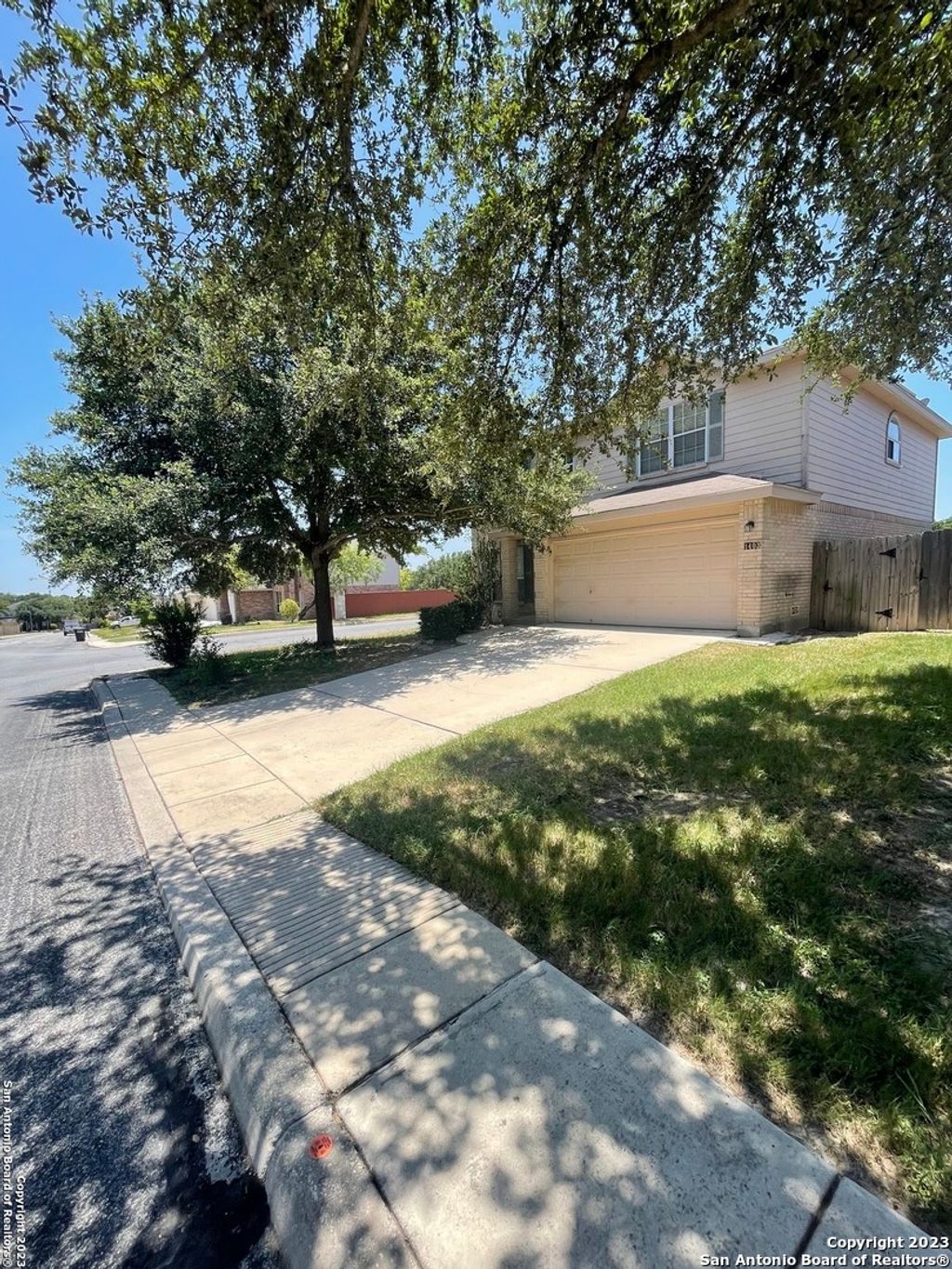 Photo of 1403 DIAMOND BLUFF, San Antonio, TX 78251 (MLS # 1884198)
