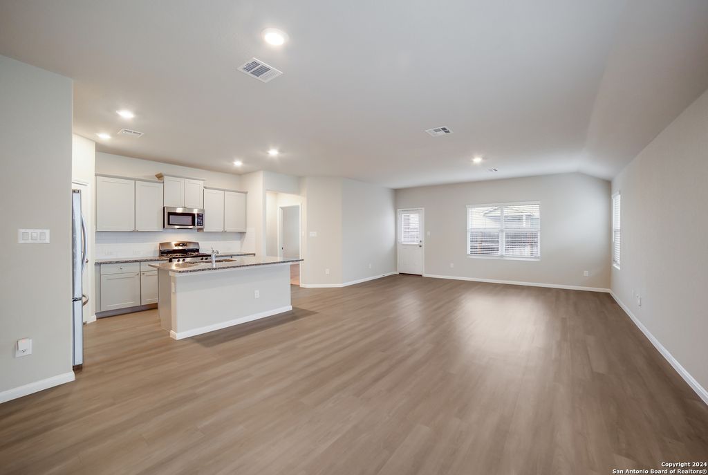 Photo of 10527 MARGARITA LOOP, Converse, TX 78109 (MLS # 1930306)