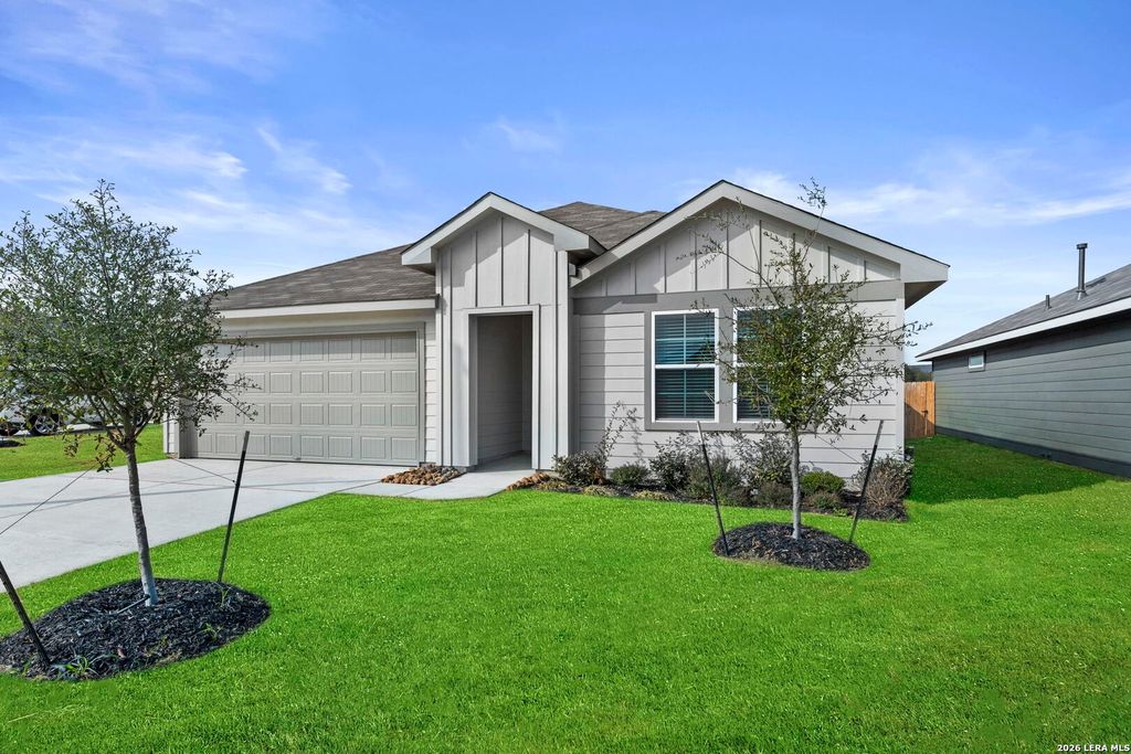 Photo of 1113 Argonne, Seguin, TX 78155 (MLS # 1944314)