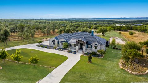 938 Malbec Loop Canyon Lake TX 78133