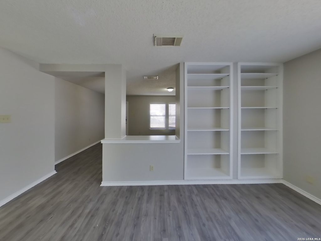 Photo of 6714 Barton Rock, San Antonio, TX 78239 (MLS # 1938277)