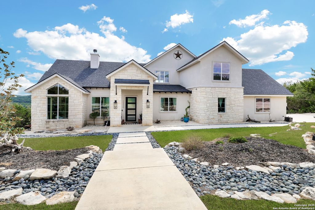 Photo of 12330 Cross Cut, Helotes, TX 78023 (MLS # 1914167)