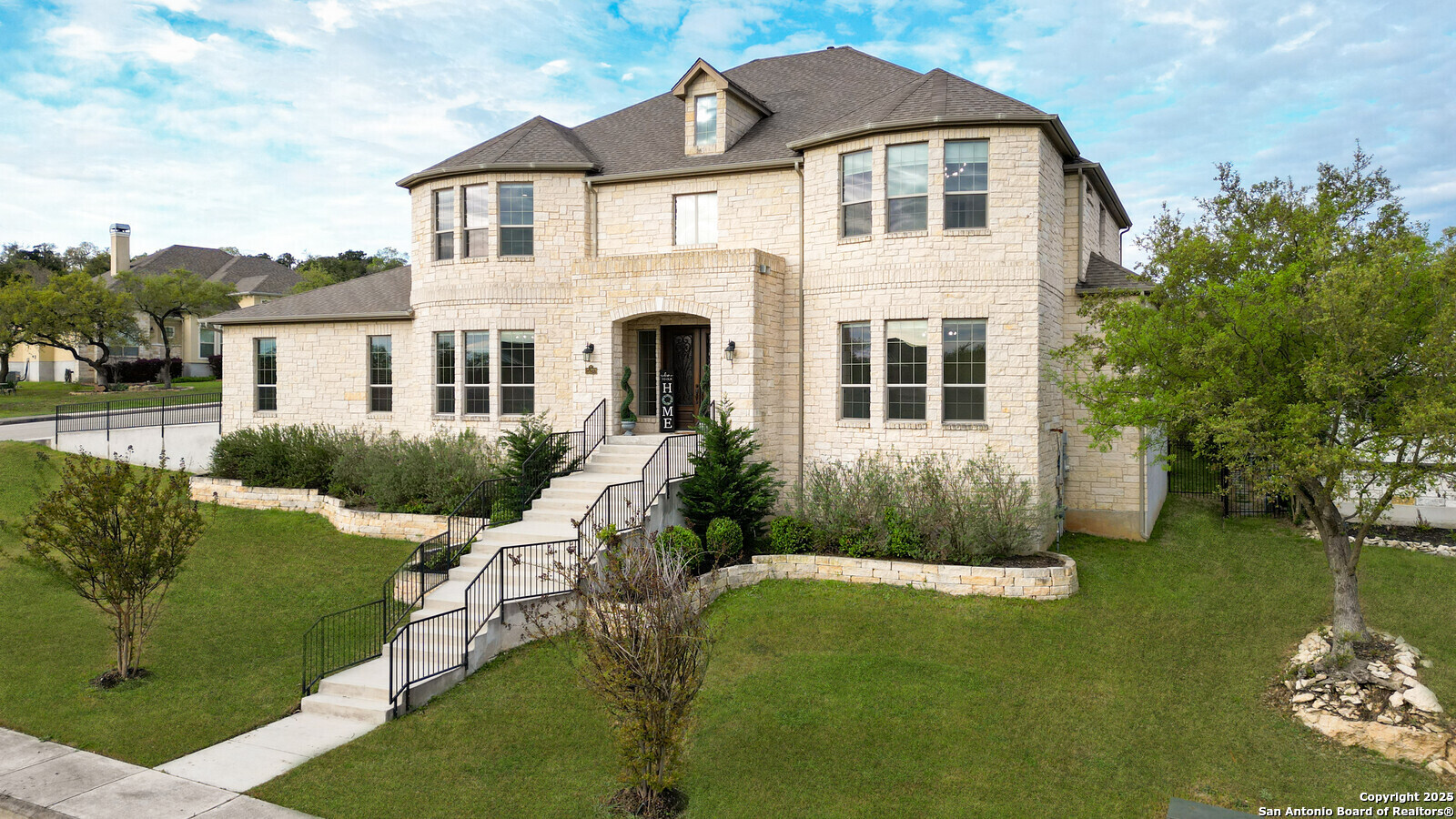 25203 Spider Rock