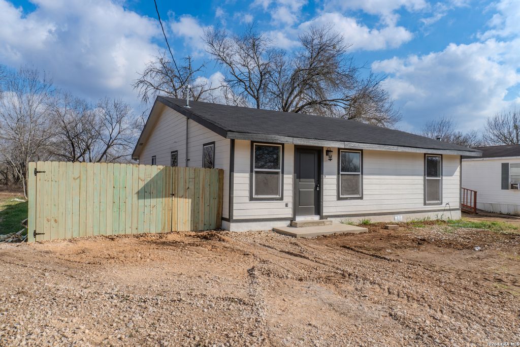 Photo of 1214 Hough, Adkins, TX 78101 (MLS # 1941482)