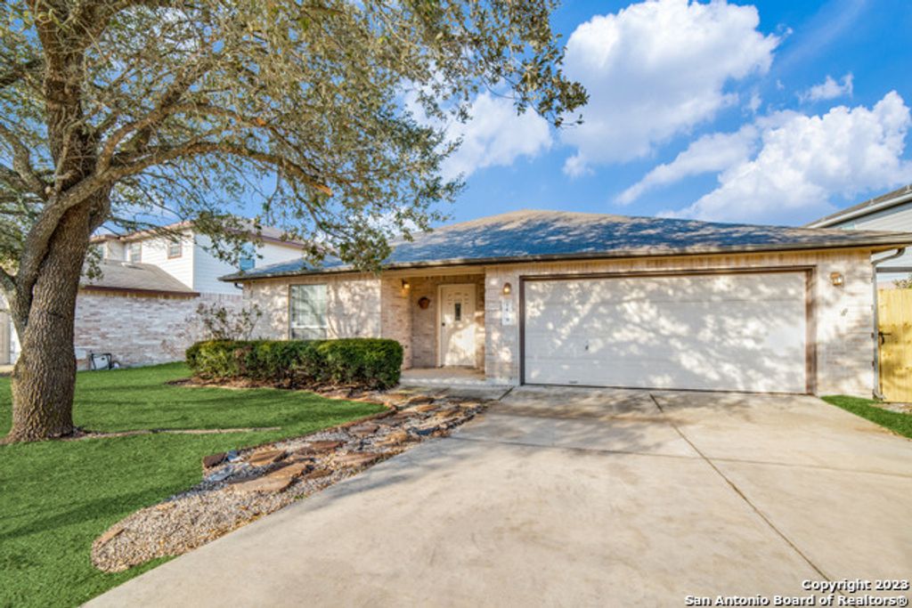 Photo of 1619 Creek Knoll, San Antonio, TX 78253 (MLS # 1874284)