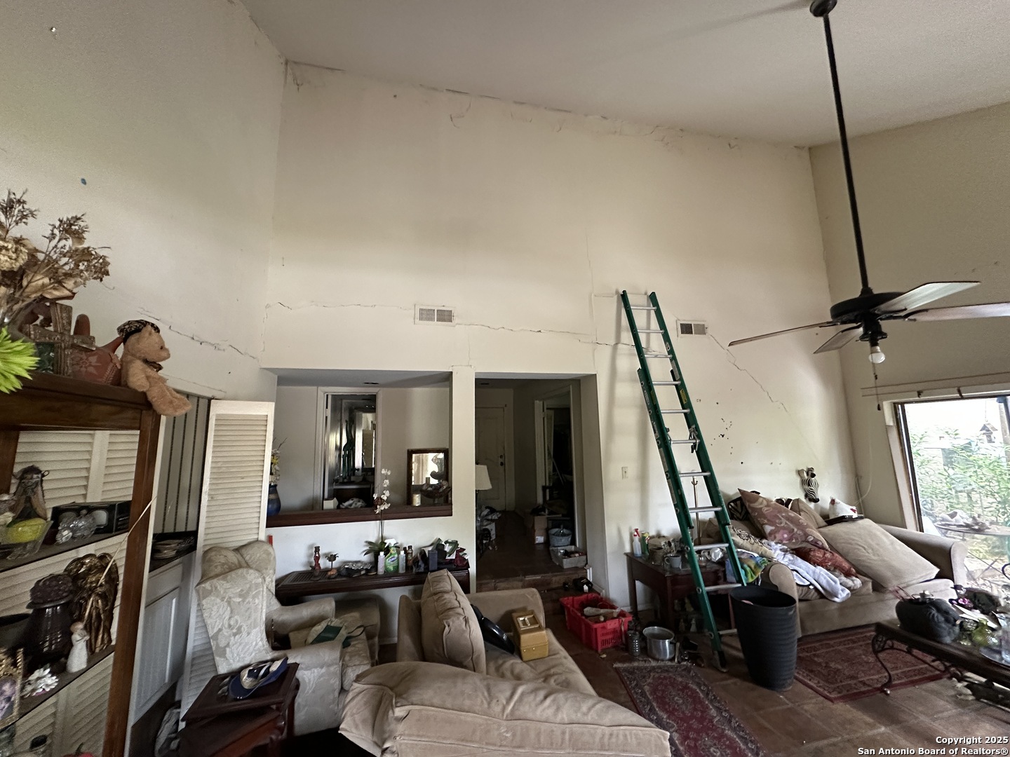 11818 BUTTON WILLOW CV