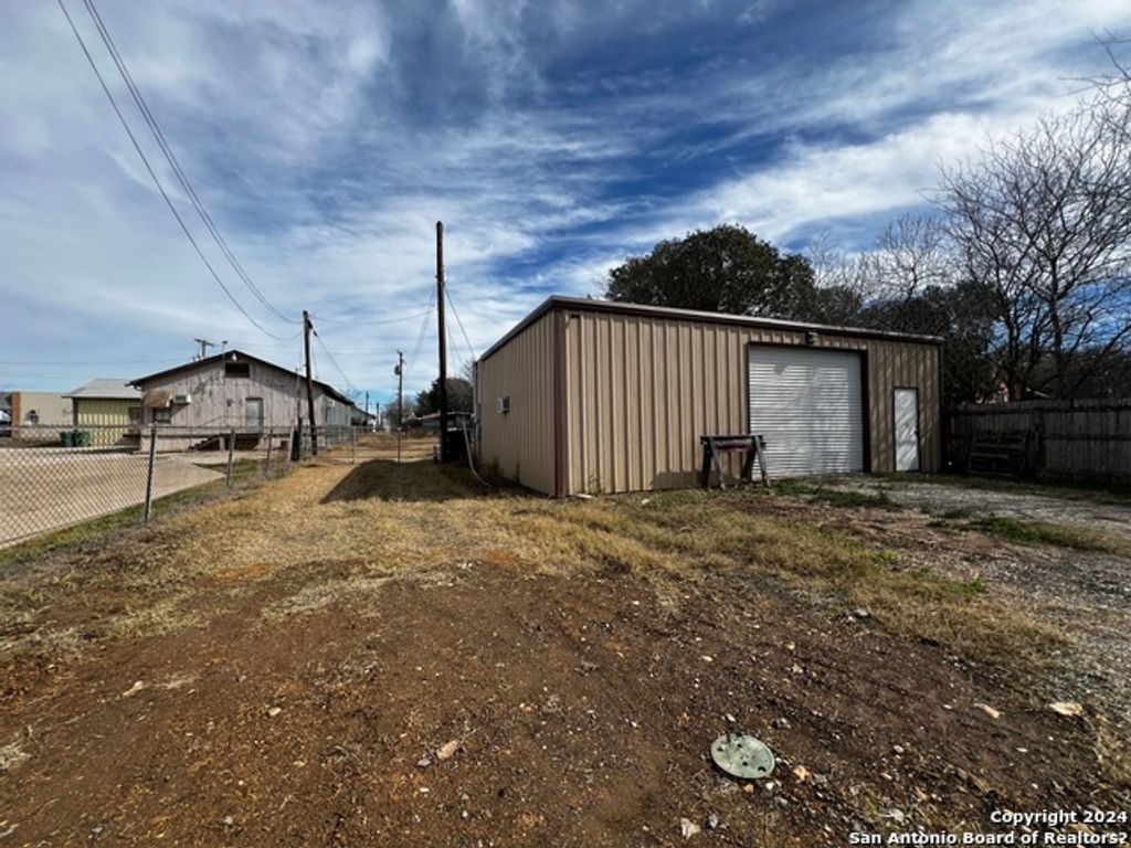 View Dowdy Real Estate, LLC's Homes for Sale Dowdy Real Estate, LLC