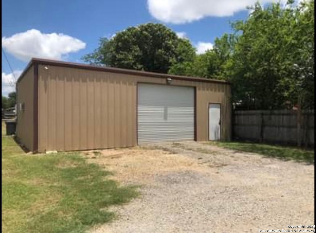 View Dowdy Real Estate, LLC's Homes for Sale Dowdy Real Estate, LLC