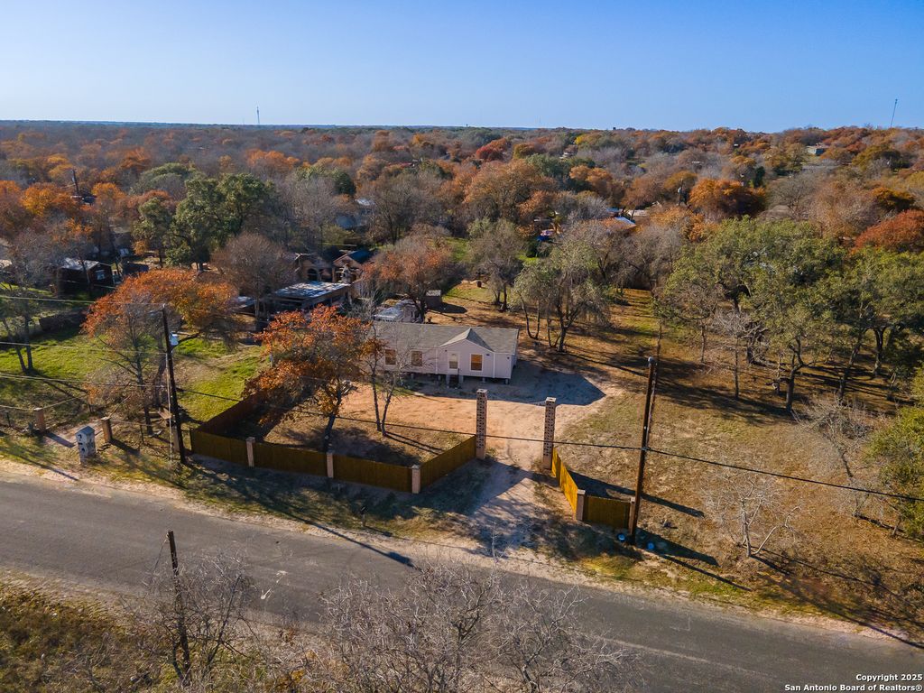 Photo of 23307 Hickory Shadow, Elmendorf, TX 78112 (MLS # 1930139)