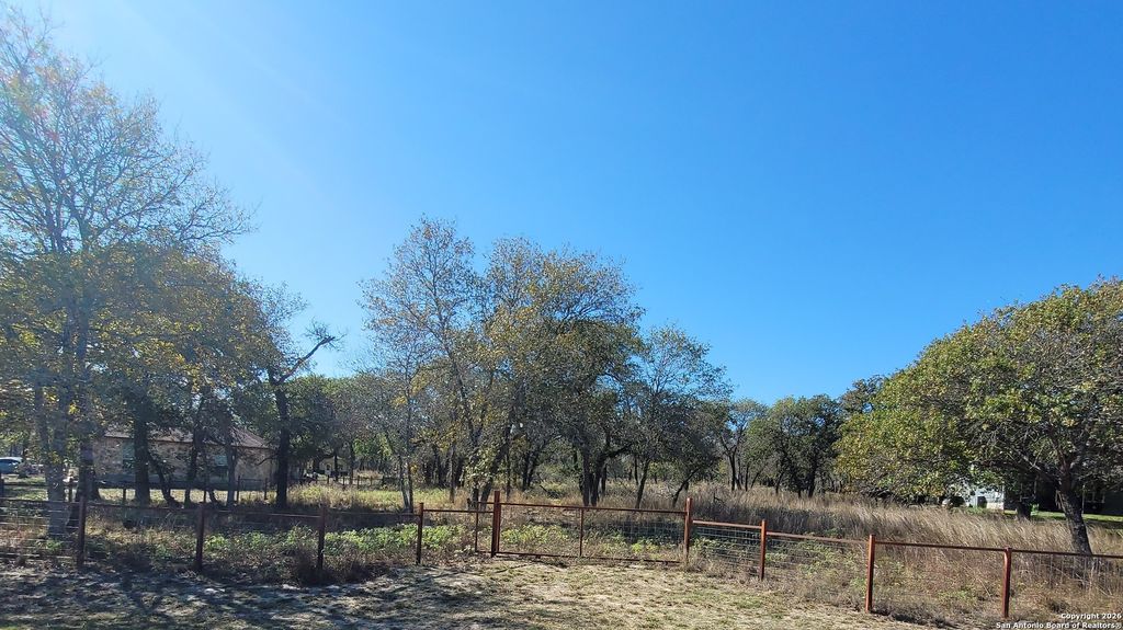 Photo of 876 Evening Shade, Adkins, TX 78101 (MLS # 1934877)