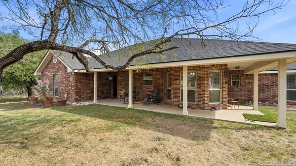 195 CHEYENNE LN, KINGSBURY, TX 78638 - Image cec4dee960fdcc6dfe77885e22d6995a/2869017199