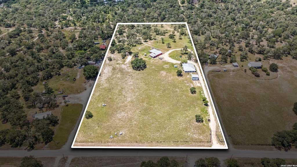Photo of 661 HICKORY FORREST DR, Seguin, TX 78155 (MLS # 2004221)