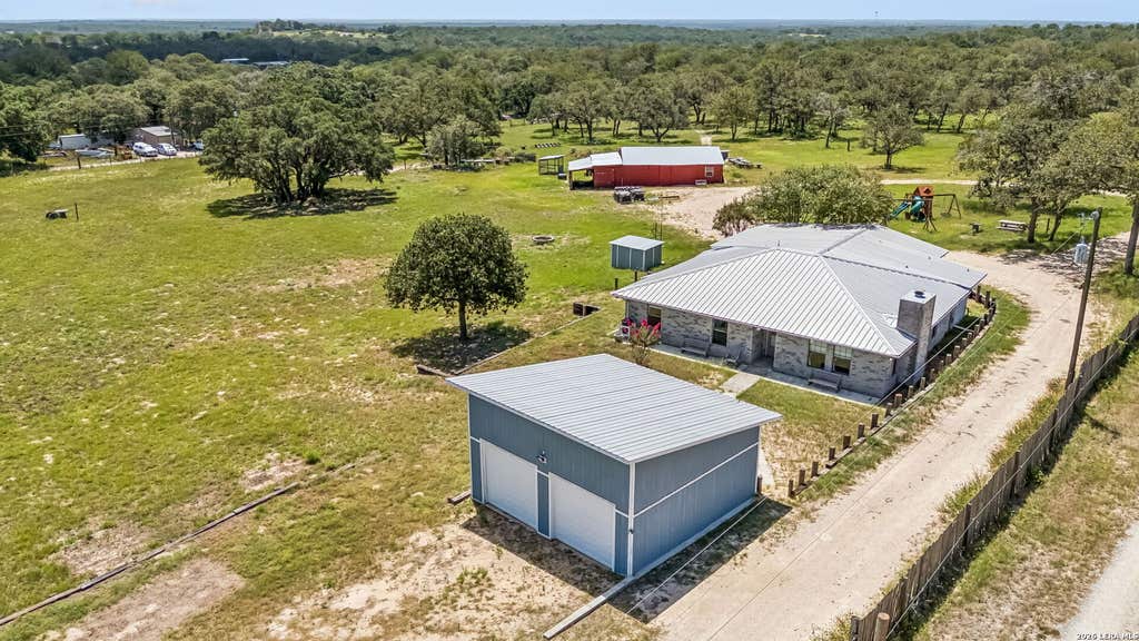 Photo of 661 HICKORY FORREST DR, Seguin, TX 78155 (MLS # 2004221)