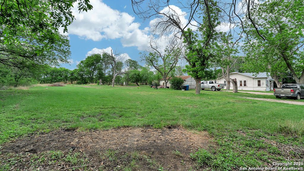 Photo of 270 Country Ln, Cibolo, TX 78108 (MLS # 1866192)