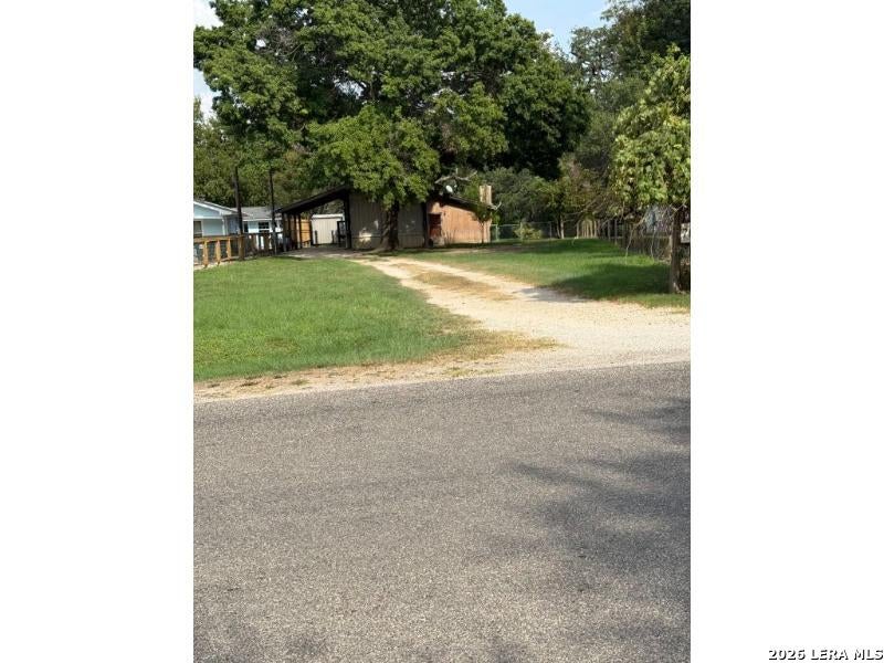 709 RIDGECLIFF DR